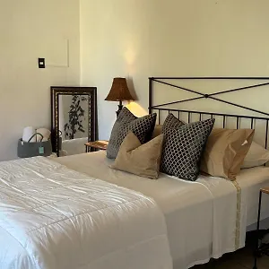 https://descansa-y-viaja-bleseed-house.comcaribbean.com