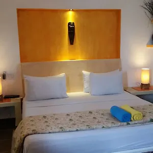 https://casita-de-maya-hotel.quintano-roohotels.com